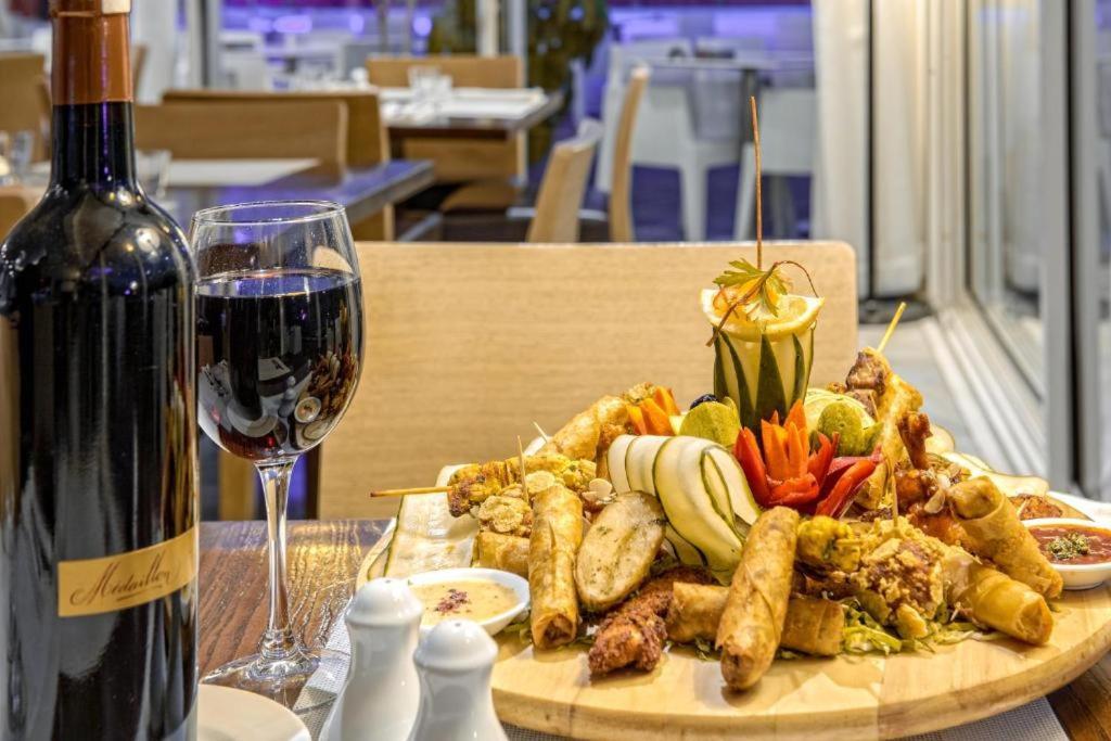 La Renaissance Hotel Marrakech Маракеш Екстериор снимка